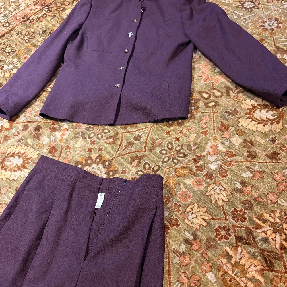 Valerie Stevens Grape Purple Wool Pant Suit--8